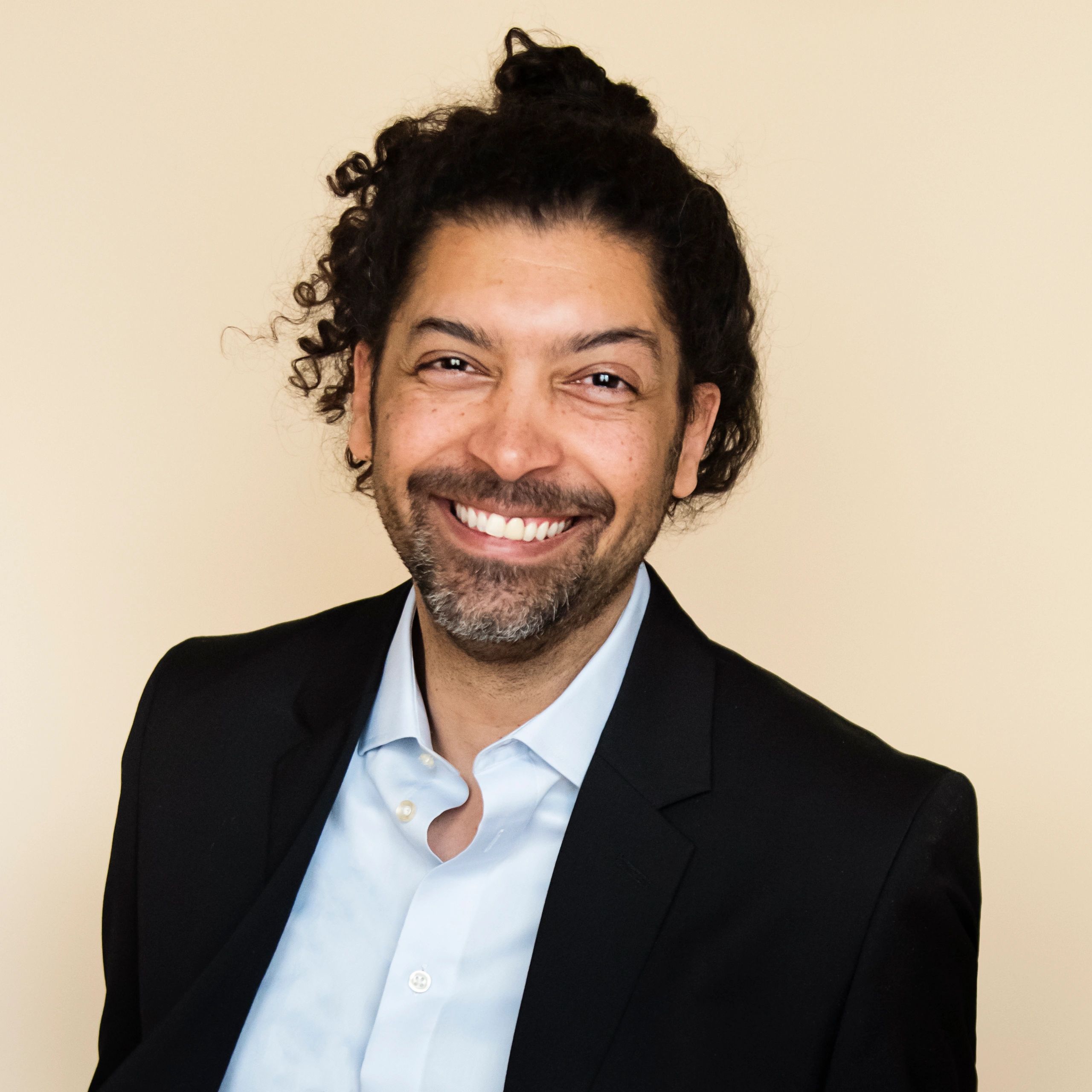 Portrait of David Ramirez